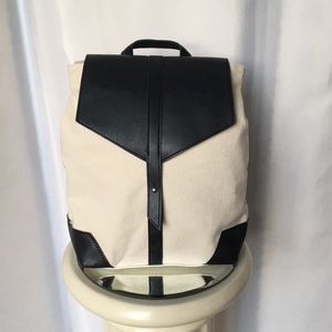 Deux Lux Backpack